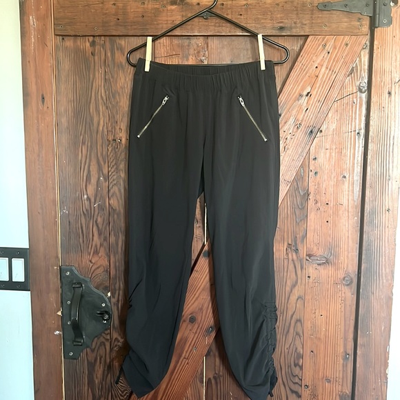Athleta Crop Pant - Picture 1 of 6